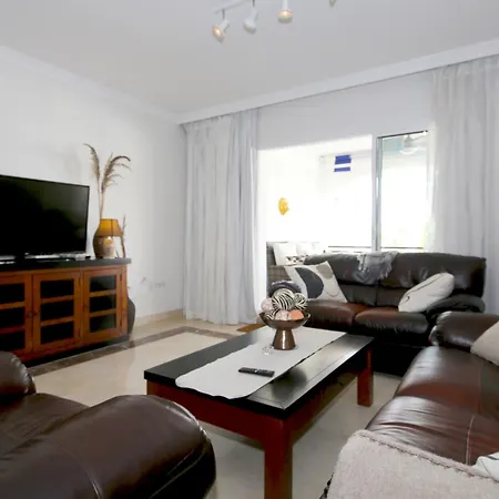 San Pedro Beachside Abril Appartement *
