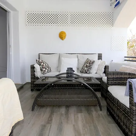 Apartment San Pedro Beachside Abril *